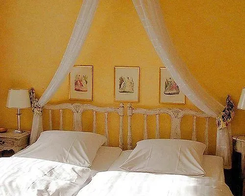 Haus Litzbruck Hotel Duesseldorf Germany