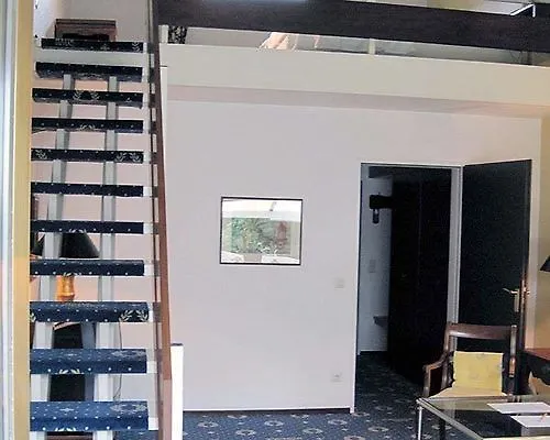 Haus Litzbruck Hotel Duesseldorf